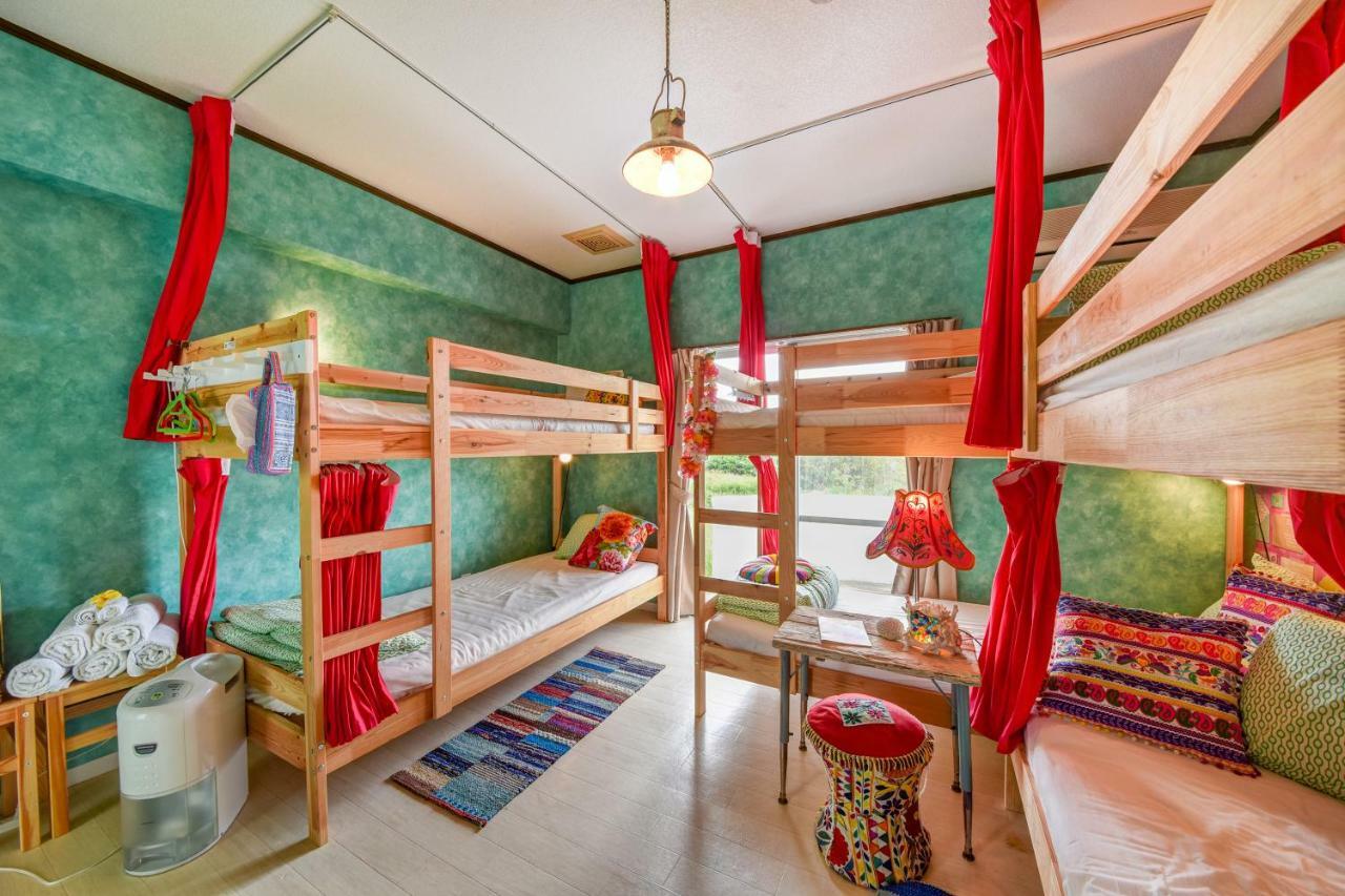 Guesthouse Ho Aloha Ishigaki  Екстер'єр фото